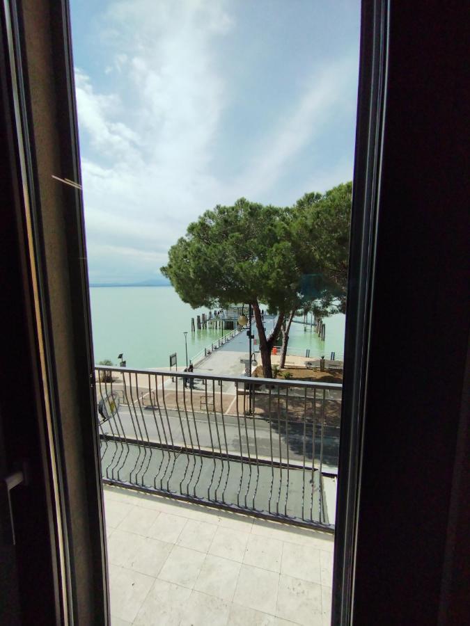 The View - Sunset & Relax - Suite - Appartamenti Vista Lago Passignano sul Trasimeno Exterior foto